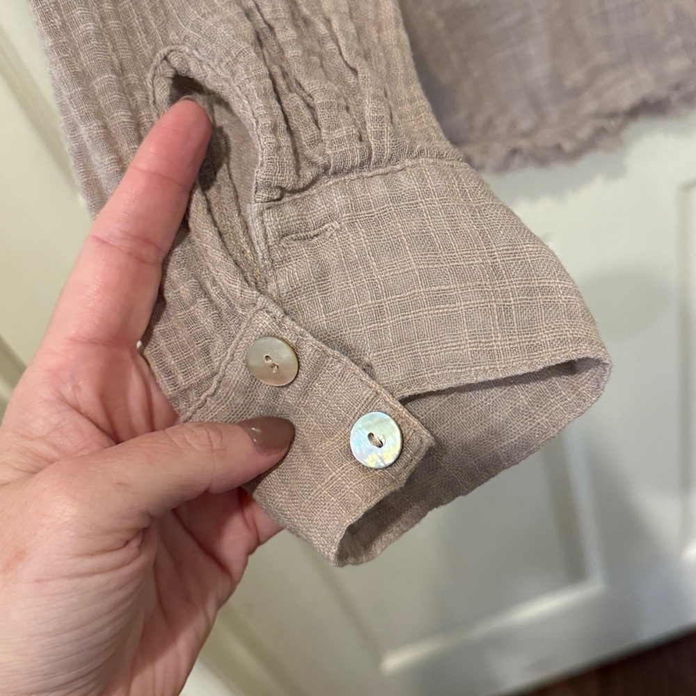 Free People Talk To Me frayed hem top, medium - Picture 6 of 9